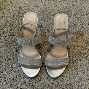 Elegant Silver Women's Sandals